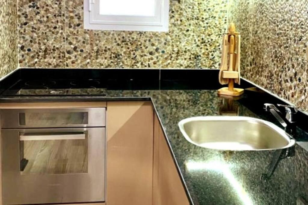Luxury Getaway /Brand New 2Br /Wi-Fi /Full Kitchen Appartamento Sharm el Sheikh Esterno foto
